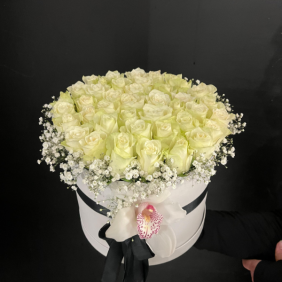  İstanbul Florist WHITE ROSE BOX