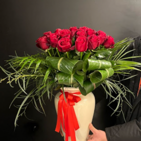  İstanbul Florist  41 Pink and White Roses